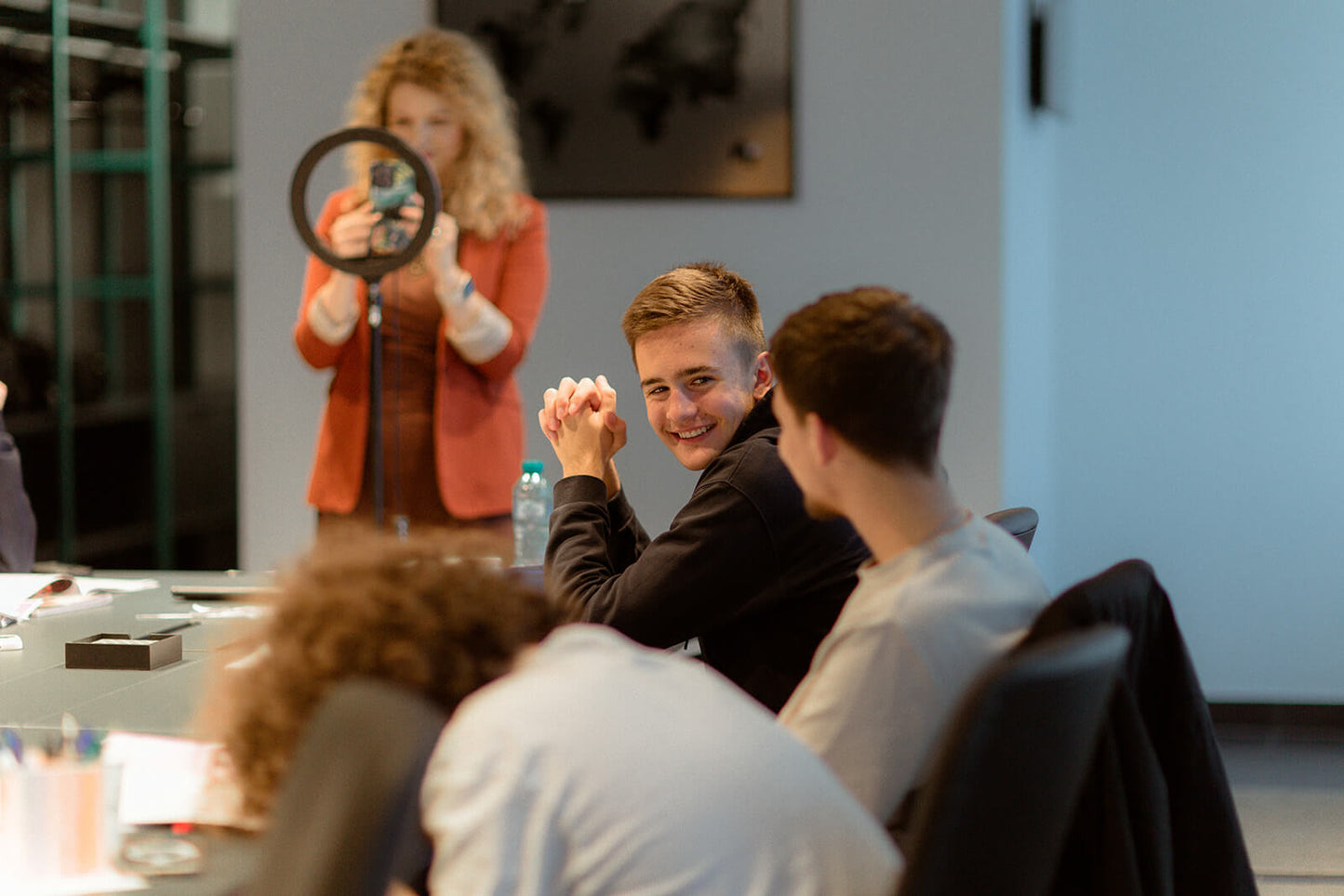 CURS DE PUBLIC SPEAKING PENTRU LICEENI (14-18 ANI) - SPEAKLEVEL TEENS